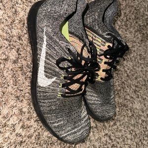 Nike men’s free run flyknit size 11